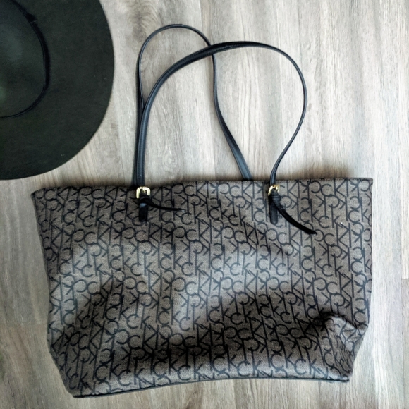 Calvin Klein Brown Signature Monogram Large Tote - Picture 2 of 9